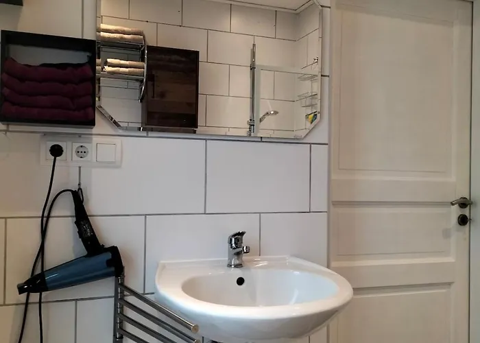 Kleine Landhaus-wohnung Im Freistehenden Fachwerkhaus Vakantiehuis *